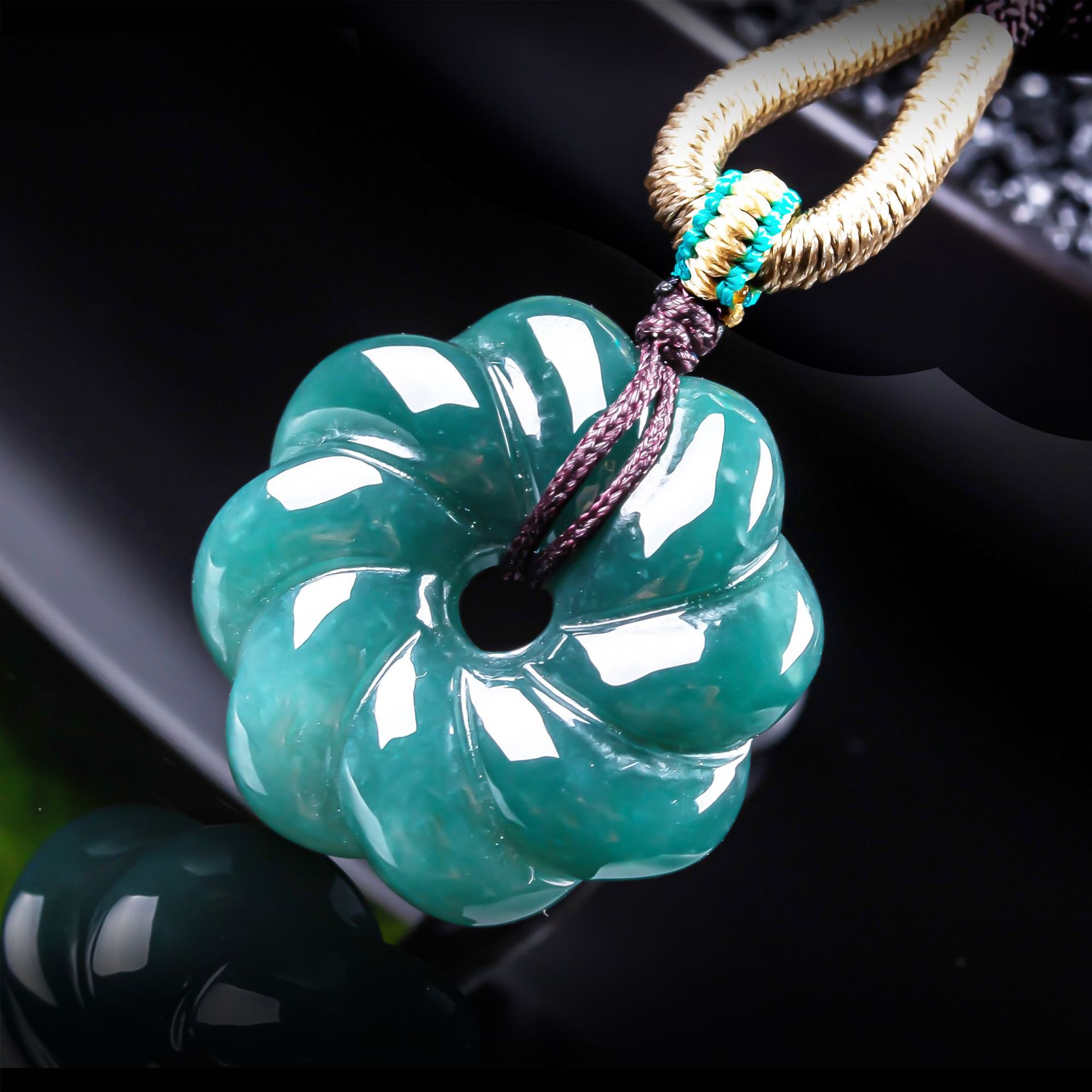 Women Accessories Trendy - Natural Burmese Jadeite Flower Pendant Necklace