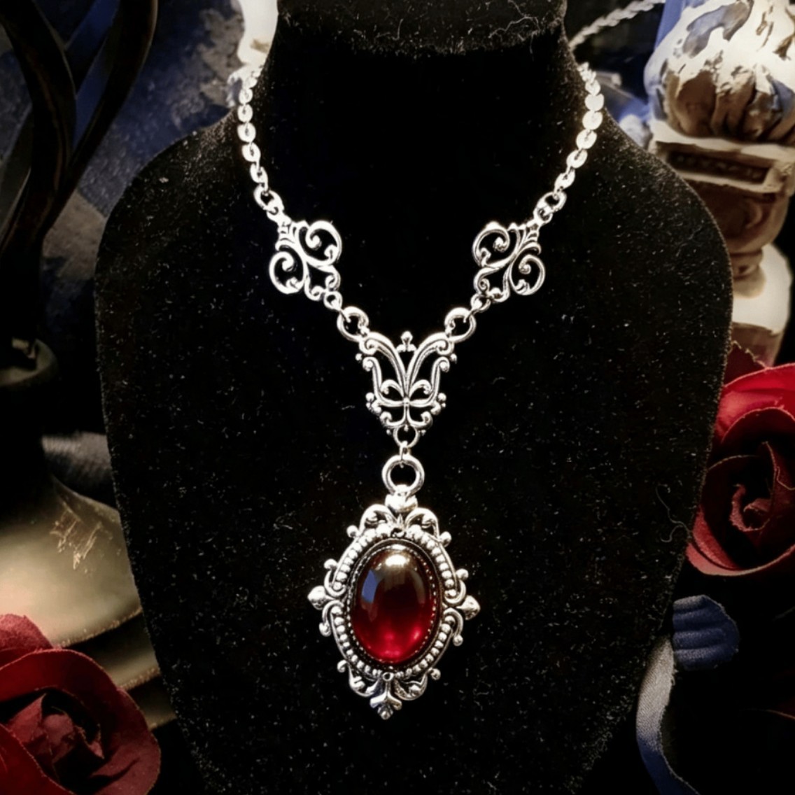 Vampire Cameo Necklace,Blood C - огляд і ціна Women'S Victorian Accessories
