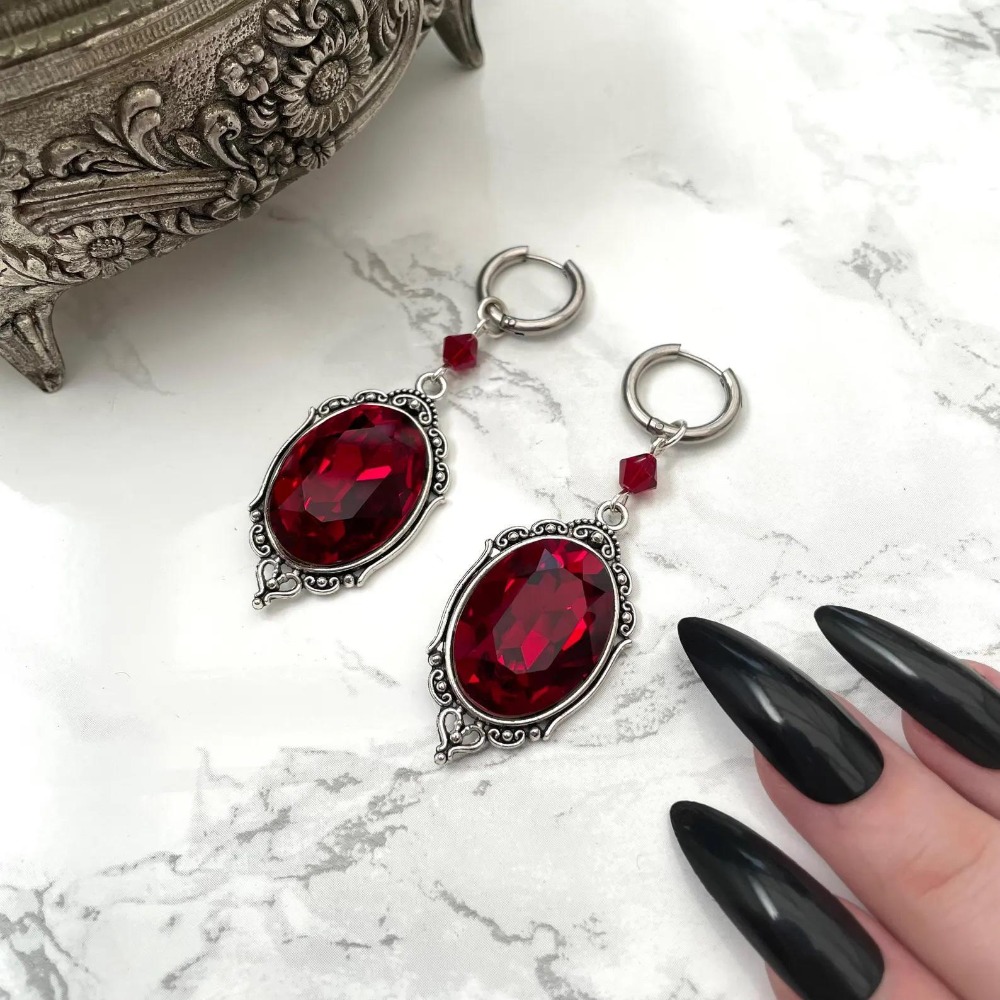 Victorian Gothic Geometry Mult - огляд і ціна Women'S Victorian Accessories