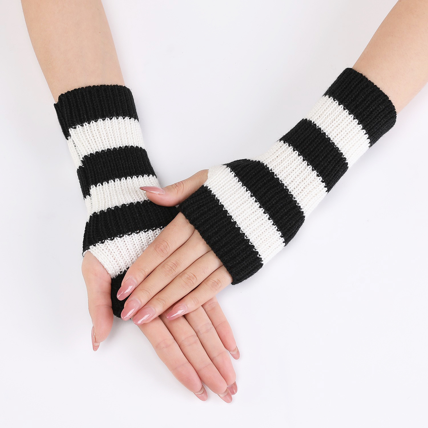 Y2k Accessories Cold Resistanc - огляд і ціна Women'S Y2K Accessories