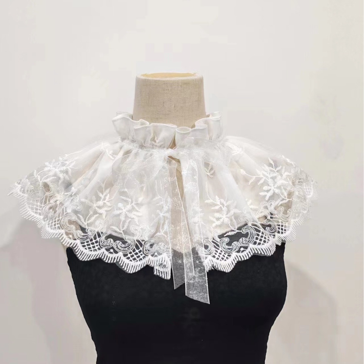 Women Victorian Lace Ruffled J - огляд і ціна Women'S Victorian Accessories