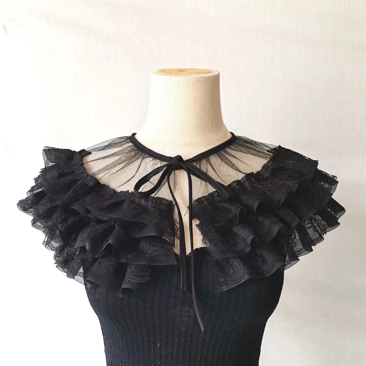 Women Victorian Lace Ruffled J - огляд і ціна Women'S Victorian Accessories