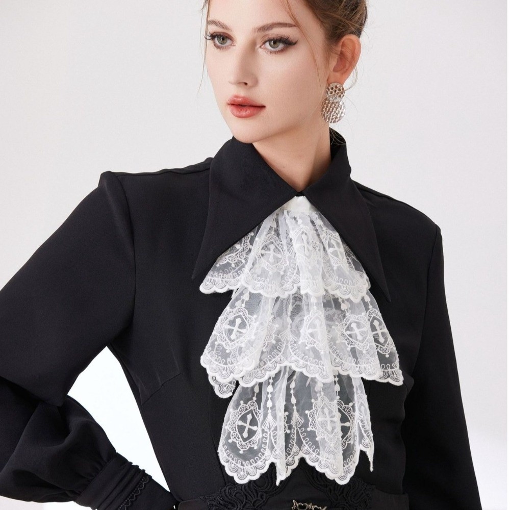 Victorian Style Lace Jabot Col - огляд і ціна Women'S Victorian Accessories
